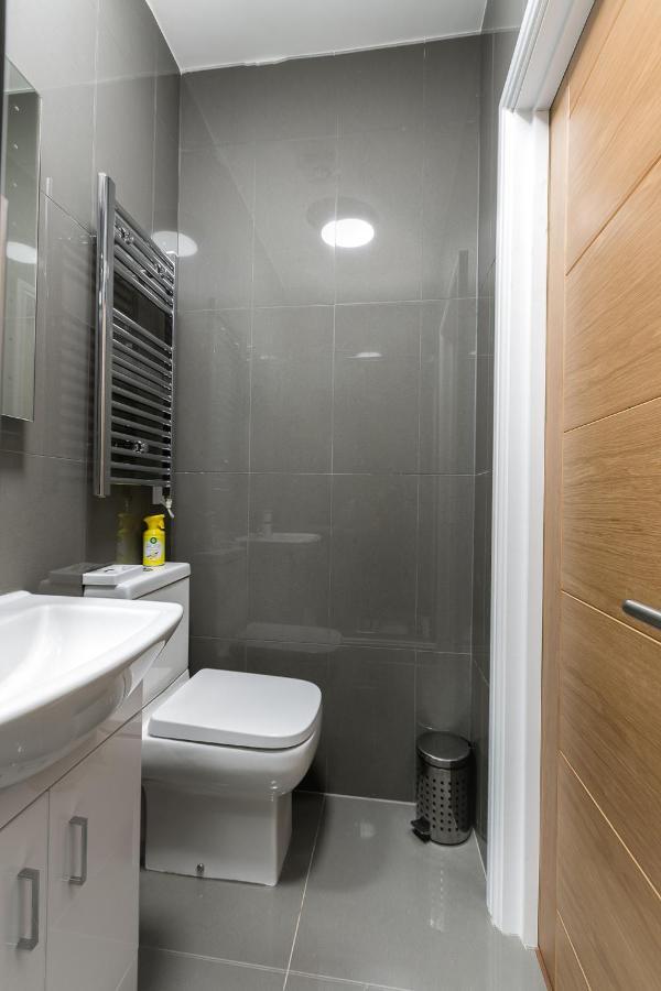 Kvm - City Apartment 9 - Contractors - Town Centre By Kvm Stays Peterborough Eksteriør bilde